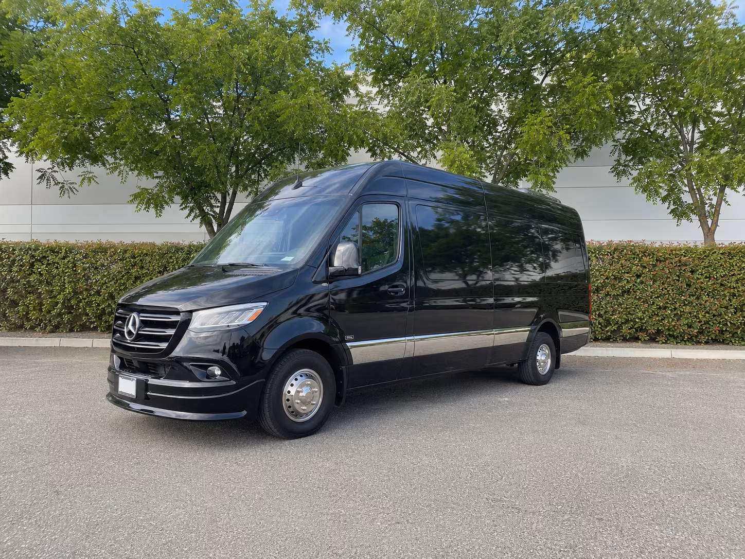 find the perfect transportation for your next wine tour 3